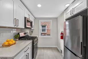 1380 Hamilton St, Elizabeth, NJ 07208 - Photo 8