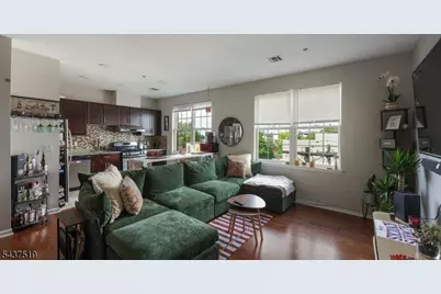 1209 Summit Ave #405, Jersey City, NJ 07307 - Photo 6