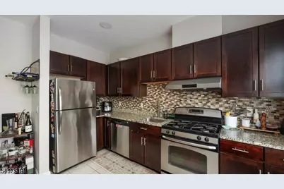 1209 Summit Ave #405, Jersey City, NJ 07307 - Photo 8