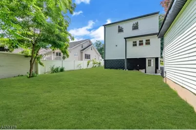 951 Grandview Ave, Union Township, NJ 07083 - Photo 46