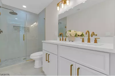 951 Grandview Ave, Union Township, NJ 07083 - Photo 28