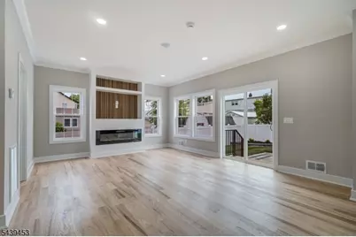 55 Long Hill Dr, Clifton, NJ 07013 - Photo 8