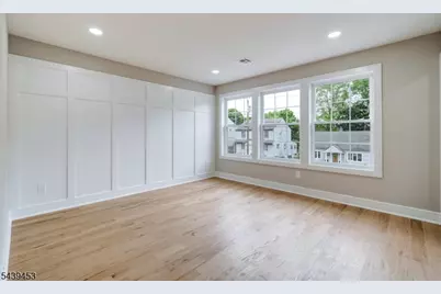 55 Long Hill Dr, Clifton, NJ 07013 - Photo 20