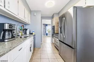 2530 Stillwell Rd, Union Township, NJ 07083 - Photo 8