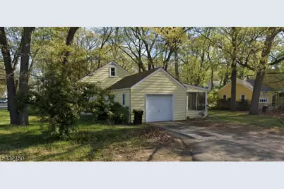 906 Englishtown Rd, Old Bridge Township, NJ 08857 - Photo 2