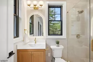12 Locust Pl, Livingston, NJ 07039 - Photo 10
