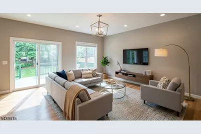 10 A Delar Pky #A, Franklin Township, NJ 08823 - Photo 4