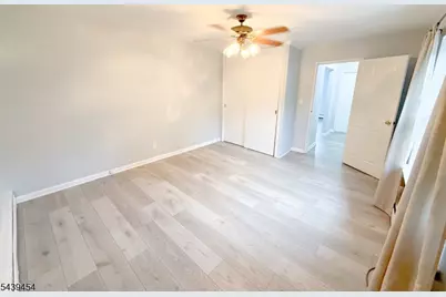 365 Bloomfield Ave #2B, Verona, NJ 07044 - Photo 4