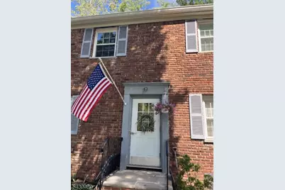 21 Wedgewood Dr, Verona, NJ 07044 - Photo 1