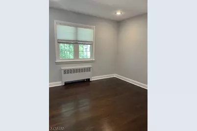 21 Wedgewood Dr, Verona, NJ 07044 - Photo 12