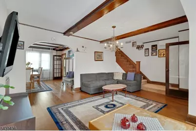 541 Page Ave, Lyndhurst Township, NJ 07071 - Photo 4