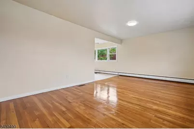 51 Tremont Ter, Irvington, NJ 07111 - Photo 4