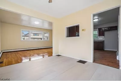 51 Tremont Ter, Irvington, NJ 07111 - Photo 10