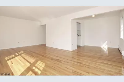 565 Grove St #D-16, Clifton, NJ 07013 - Photo 10