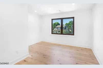 130 Warren St, Clifton, NJ 07013 - Photo 12