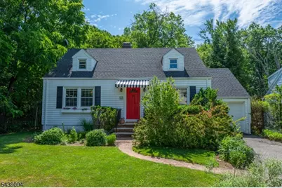 33 Glenview Dr, West Orange Township, NJ 07052 - Photo 1