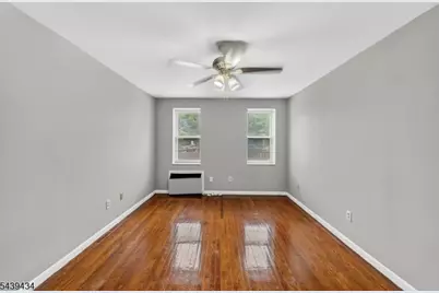 19 Lyons Ave #204, Newark, NJ 07112 - Photo 12