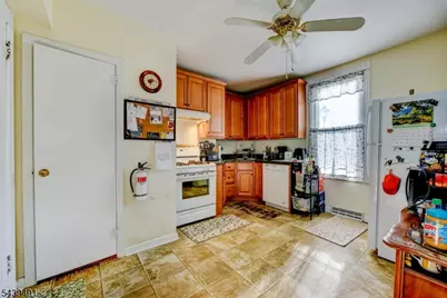 185 W Cliff St, Somerville, NJ 08876 - Photo 4