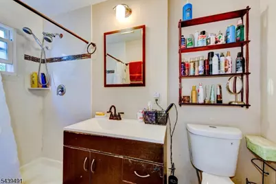 185 W Cliff St, Somerville, NJ 08876 - Photo 6
