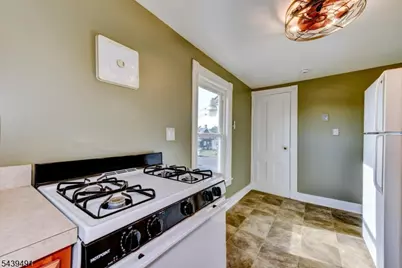 185 W Cliff St, Somerville, NJ 08876 - Photo 16