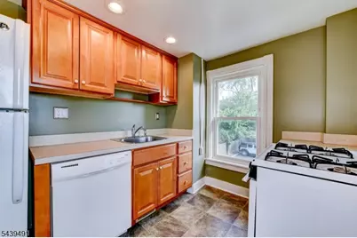 185 W Cliff St, Somerville, NJ 08876 - Photo 6