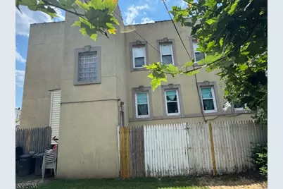 233 Malvern St, Newark, NJ 07105 - Photo 16