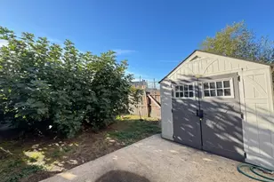 233 Malvern St, Newark, NJ 07105 - Photo 16