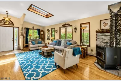 11 Rippling Brook Dr, Vernon, NJ 07422 - Photo 8