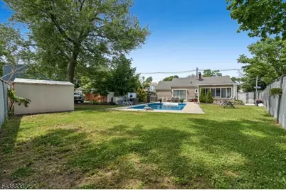 1983 Barnett St, Rahway, NJ 07065 - Photo 24