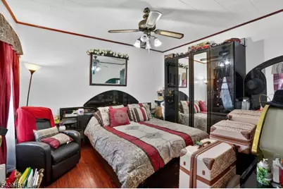 79 E Jersey St, Elizabeth, NJ 07206 - Photo 10