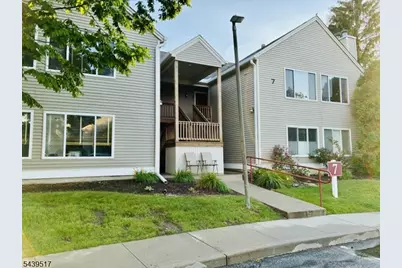 74 Falcon Ridge Way #4, Hamburg, NJ 07419 - Photo 1
