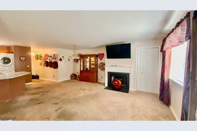 74 Falcon Ridge Way #4, Hamburg, NJ 07419 - Photo 4
