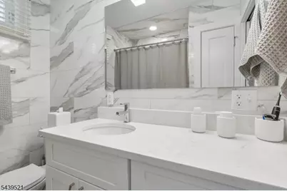 639 S Broad St, Elizabeth, NJ 07202 - Photo 22