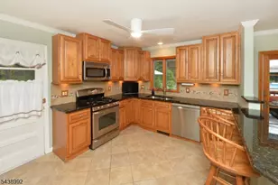 30 Knolls Rd, Bloomingdale, NJ 07403 - Photo 4