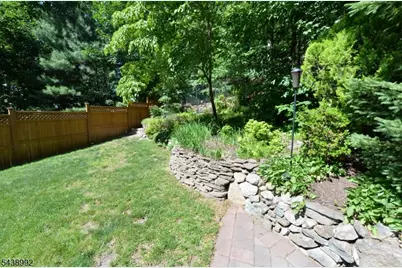 30 Knolls Rd, Bloomingdale, NJ 07403 - Photo 26