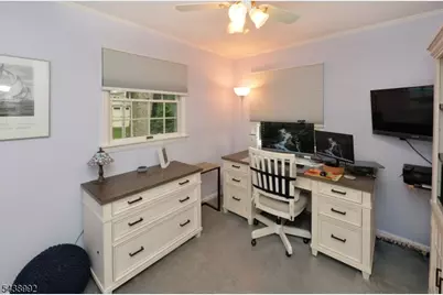 30 Knolls Rd, Bloomingdale, NJ 07403 - Photo 10