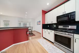 20 Pine Valley Rd, Livingston, NJ 07039 - Photo 12