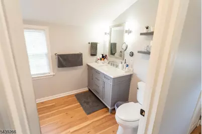 52 Knollwood Ter, Clifton, NJ 07012 - Photo 24