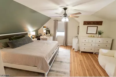 52 Knollwood Ter, Clifton, NJ 07012 - Photo 22