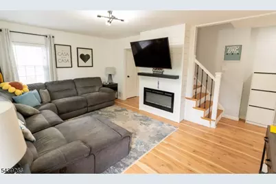52 Knollwood Ter, Clifton, NJ 07012 - Photo 6