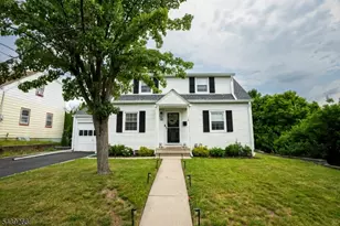 52 Knollwood Terrace, Clifton, NJ 07012 - Photo 1