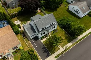 52 Knollwood Terrace, Clifton, NJ 07012 - Photo 2