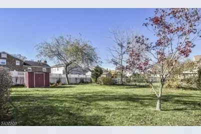 2462 Woodside Rd, Union Township, NJ 07083 - Photo 4