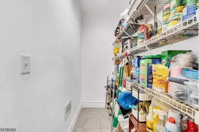 467 Summit Ave, Hackensack, NJ 07601 - Photo 22