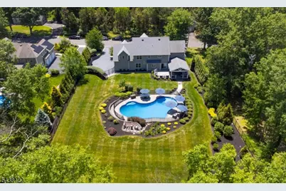 24 Claire Dr, Bridgewater, NJ 08807 - Photo 8