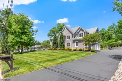 24 Claire Dr, Bridgewater, NJ 08807 - Photo 2