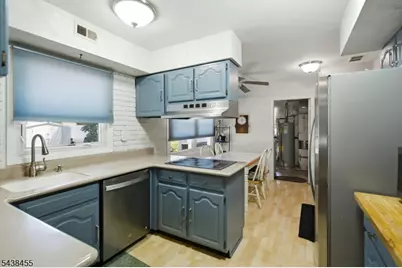 13 Abbott Rd, Franklin Township, NJ 08873 - Photo 12