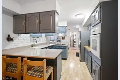 13 Abbott Rd, Franklin Township, NJ 08873 - Photo 14