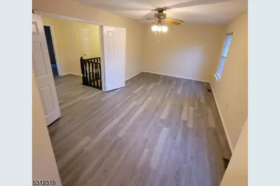 348 Cotswold Pl, Franklin Township, NJ 08873 - Photo 20