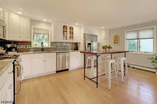 10 Meadow Rd, Chatham, NJ 07928 - Photo 4